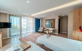 Fortunella Suites